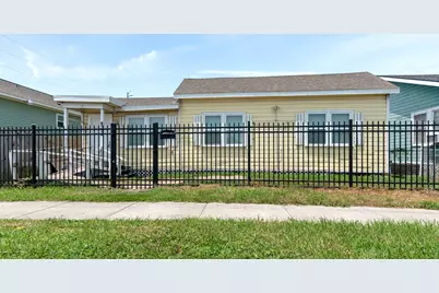 4324 Ball, Galveston, TX 77550 - Photo 2