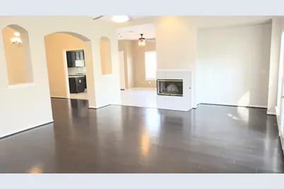 5407 Oak Cove Drive, Houston, TX 77091 - Photo 6