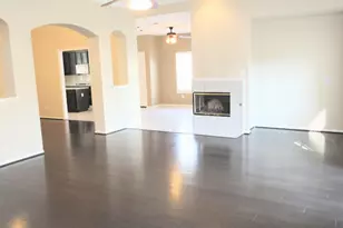5407 Oak Cove Dr, Houston, TX 77091 - Photo 6