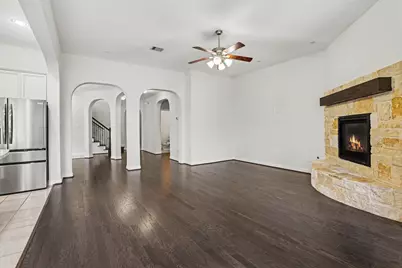 9411 Chase Hollow Lane, Cypress, TX 77433 - Photo 6