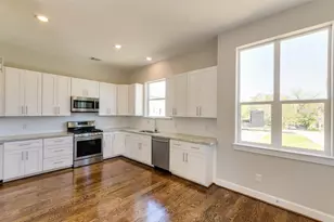 1809 Napa Creek Ln, Houston, TX 77009 - Photo 12