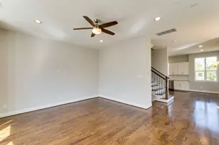 1809 Napa Creek Ln, Houston, TX 77009 - Photo 10