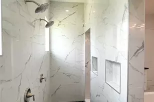 126 Lakeland Cir, Rosharon, TX 77583 - Photo 32