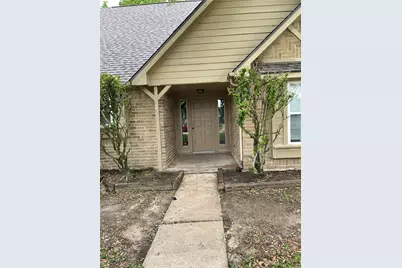 2914 Arrowhead Drive, Sugar Land, TX 77479 - Photo 2