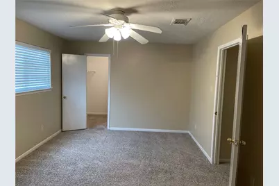 2914 Arrowhead Drive, Sugar Land, TX 77479 - Photo 4