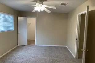 2914 Arrowhead Dr, Sugar Land, TX 77479 - Photo 4