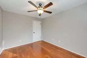 3806 Millbridge Dr, Houston, TX 77059 - Photo 18