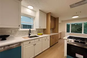 12118 Dorrance Ln, Meadows Place, TX 77477 - Photo 8
