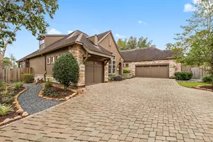 7 Cotillion Ct, The Woodlands, TX 77382 - Photo 4