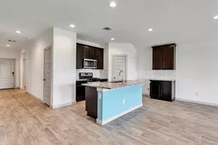 8003 Black Forest Ln, Rosharon, TX 77583 - Photo 14