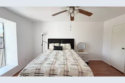3075 Walnut Bend Lane #36, Houston, TX 77042 - Photo 24