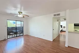 3075 Walnut Bend Ln, Houston, TX 77042 - Photo 8