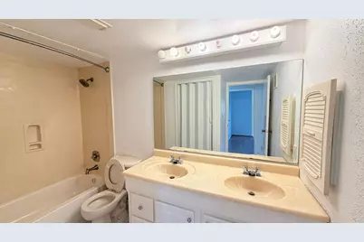 3075 Walnut Bend Lane #36, Houston, TX 77042 - Photo 28