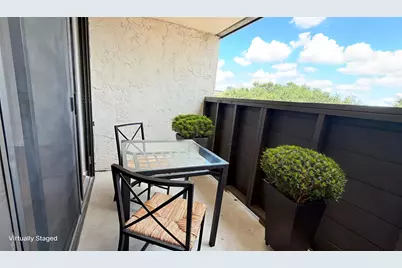 3075 Walnut Bend Lane #36, Houston, TX 77042 - Photo 4
