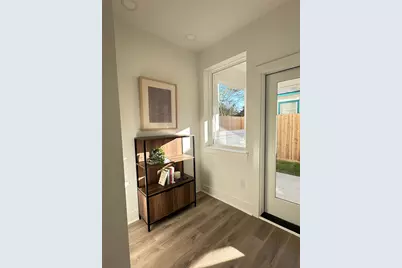 810 Elkhart Street #D, Houston, TX 77091 - Photo 10