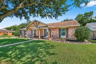 16903 Paint Rock Rd, Friendswood, TX 77546 - Photo 2