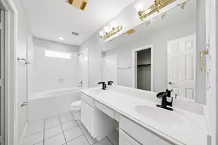 1911 Oak Hollow Ct, Missouri City, TX 77489 - Photo 8