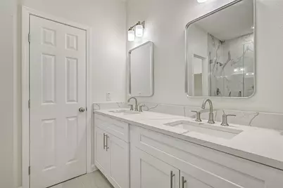 3009 Avenue M 1/2, Galveston, TX 77550 - Photo 28