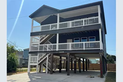 3009 Avenue M 1/2, Galveston, TX 77550 - Photo 2
