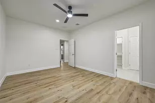 3009 Ave M 1/2, Galveston, TX 77550 - Photo 26