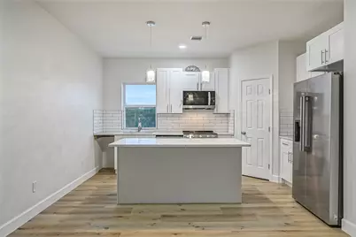 3009 Avenue M 1/2, Galveston, TX 77550 - Photo 38