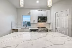 3009 Ave M 1/2, Galveston, TX 77550 - Photo 40