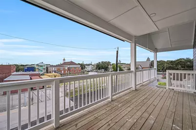 3009 Avenue M 1/2, Galveston, TX 77550 - Photo 36