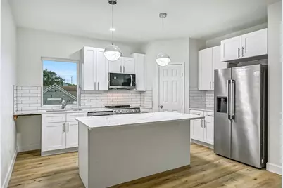 3009 Avenue M 1/2, Galveston, TX 77550 - Photo 18