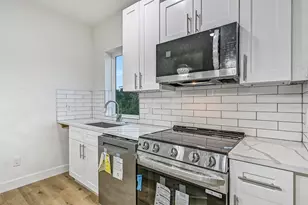 3009 Ave M 1/2, Galveston, TX 77550 - Photo 20