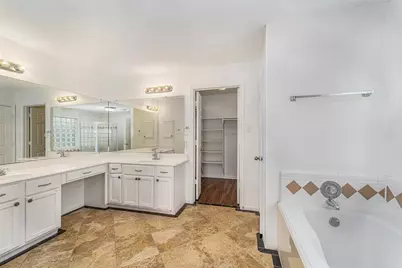 1819 Thistlebrook Court, Fresno, TX 77545 - Photo 10