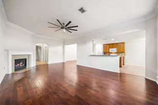 15410 Redbud Dale Ct, Cypress, TX 77429 - Photo 2