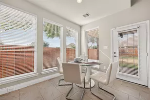 13813 Crystal Harbor Ln Ln, Pearland, TX 77584 - Photo 24