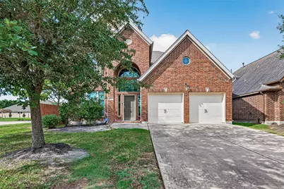 13813 Crystal Harbor Ln Lane, Pearland, TX 77584 - Photo 2