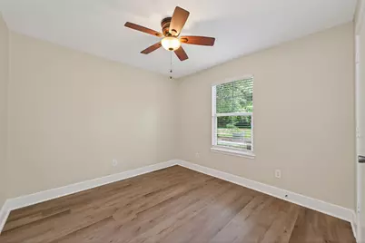 21090 Aldens Oak, Kingwood, TX 77339 - Photo 20