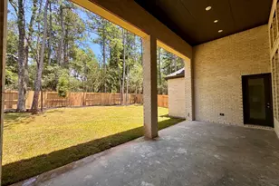 112 Jubilee Mdw Dr, Willis, TX 77318 - Photo 6
