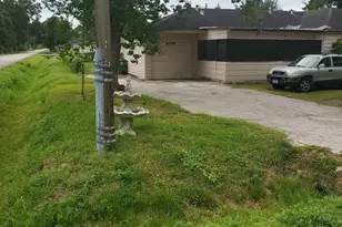 8038 Talton St, Houston, TX 77028 - Photo 2