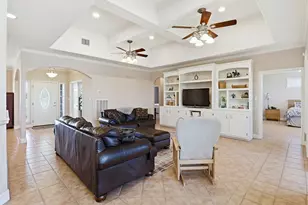 2862 Dee's Cir, Sealy, TX 77474 - Photo 12