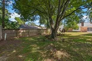 1319 Forsythe Ln, Houston, TX 77073 - Photo 48
