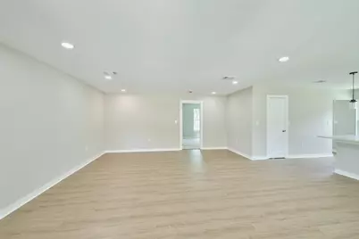 8530 Guinevere Street, Houston, TX 77029 - Photo 2