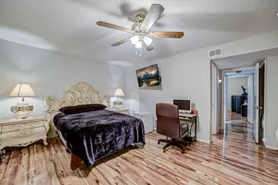 7900 Westheimer Road #202, Houston, TX 77063 - Photo 16