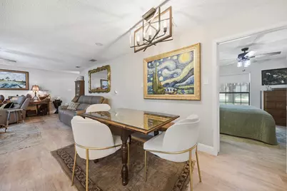 204 E Stone Street, Brenham, TX 77833 - Photo 10