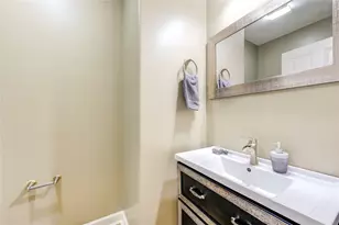 914 Main St, Houston, TX 77002 - Photo 14