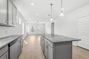 10931 Amador Peak Dr, Rosharon, TX 77583 - Photo 12