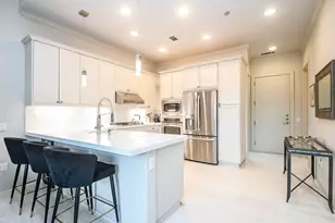 5005 Hidalgo St, Houston, TX 77056 - Photo 1