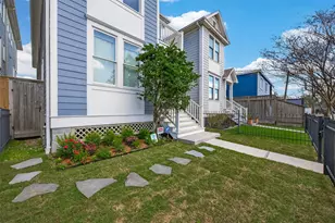 203 W 24th St, Houston, TX 77008 - Photo 2