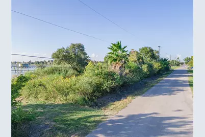 00 12th, San Leon, TX 77539 - Photo 22