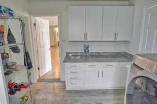 201 Southern Oaks Dr, Lake Jackson, TX 77566 - Photo 20