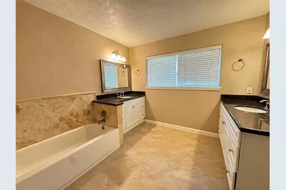 28922 Savannah Drive, Shenandoah, TX 77381 - Photo 10