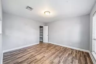 9666 Windswept Ln, Houston, TX 77063 - Photo 12
