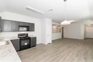 8603 Hilda Oaks Dr, Houston, TX 77028 - Photo 6